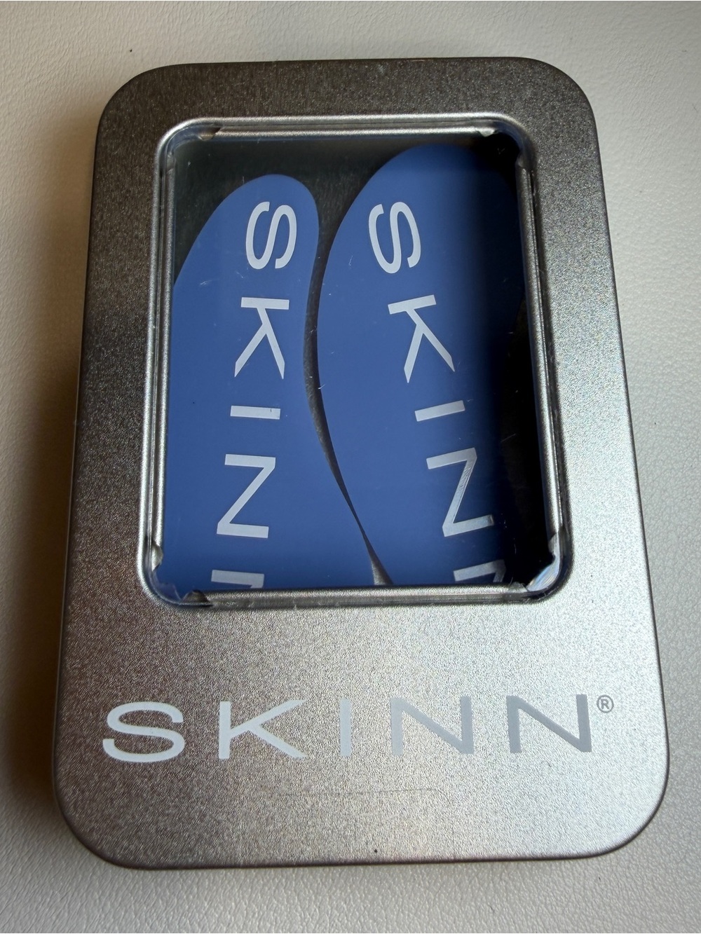 SKINN Silver Reusable Silicone Eye Mask Tin